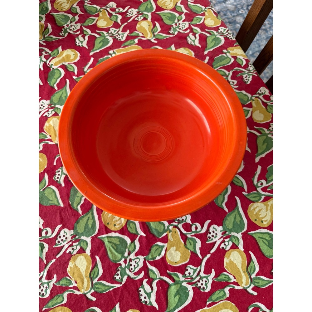 Vintage Fiestaware Bowls Radioactive Red and Green Ceramic Serving Set 2pc